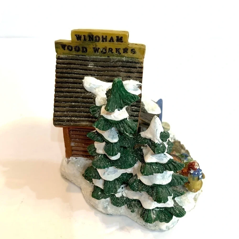 Cobblestone Corners Windham Heights 2004 -Missing Figure